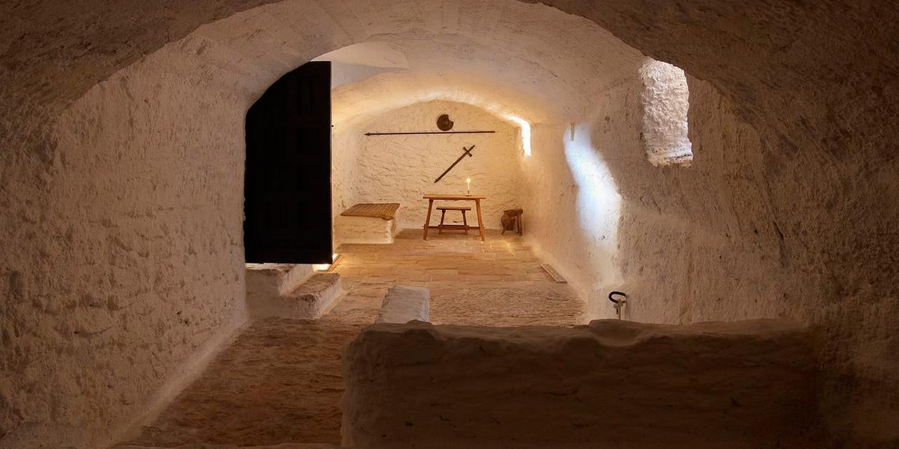 Casa-cueva de Medrano