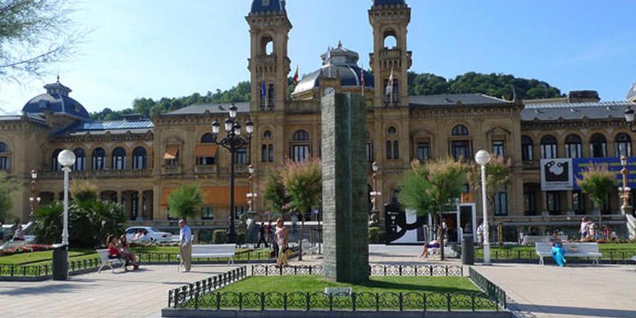 Ayuntamiento de Donostia/San Sebastián Ayuntamiento de Donostia/San Sebastián