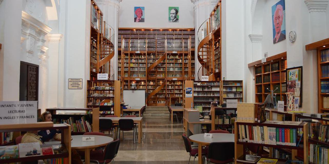 Biblioteca Municipal Arturo Gazul