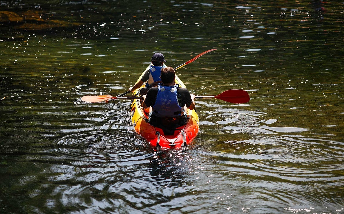 Aguas dulces - Paseo en kayak por el río Miño en Galicia