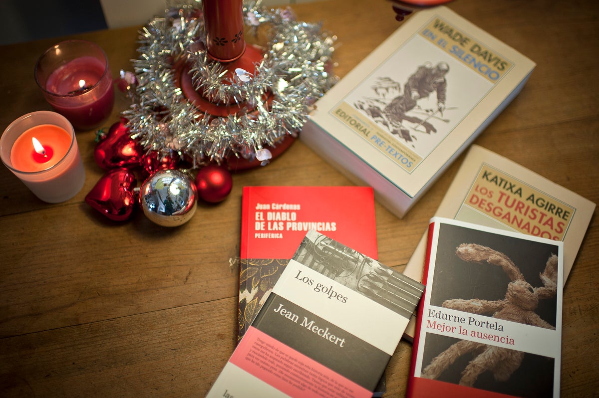 Sumérgete en los libros estas navidades. Sumérgete en los libros estas navidades.