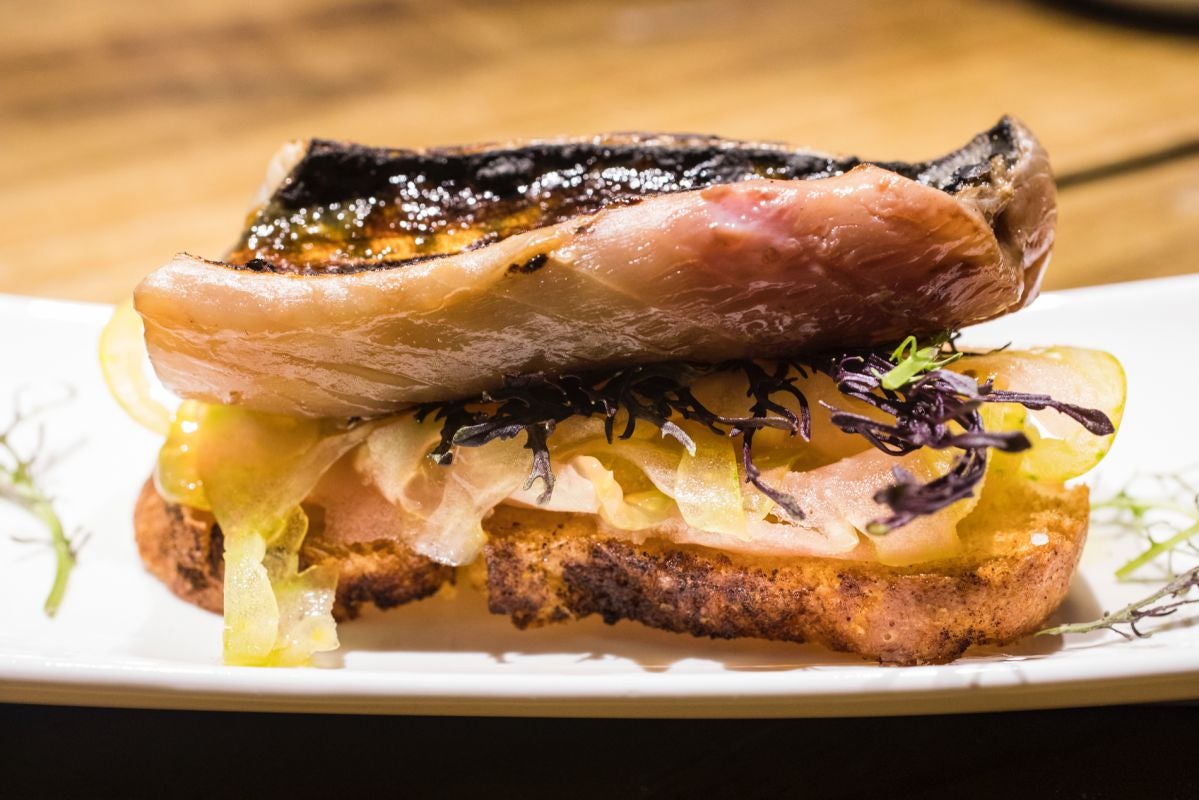 Una tapa de caballa del bar Sorbito Divino, en Valencia. Una tapa de caballa del bar Sorbito Divino, en Valencia.