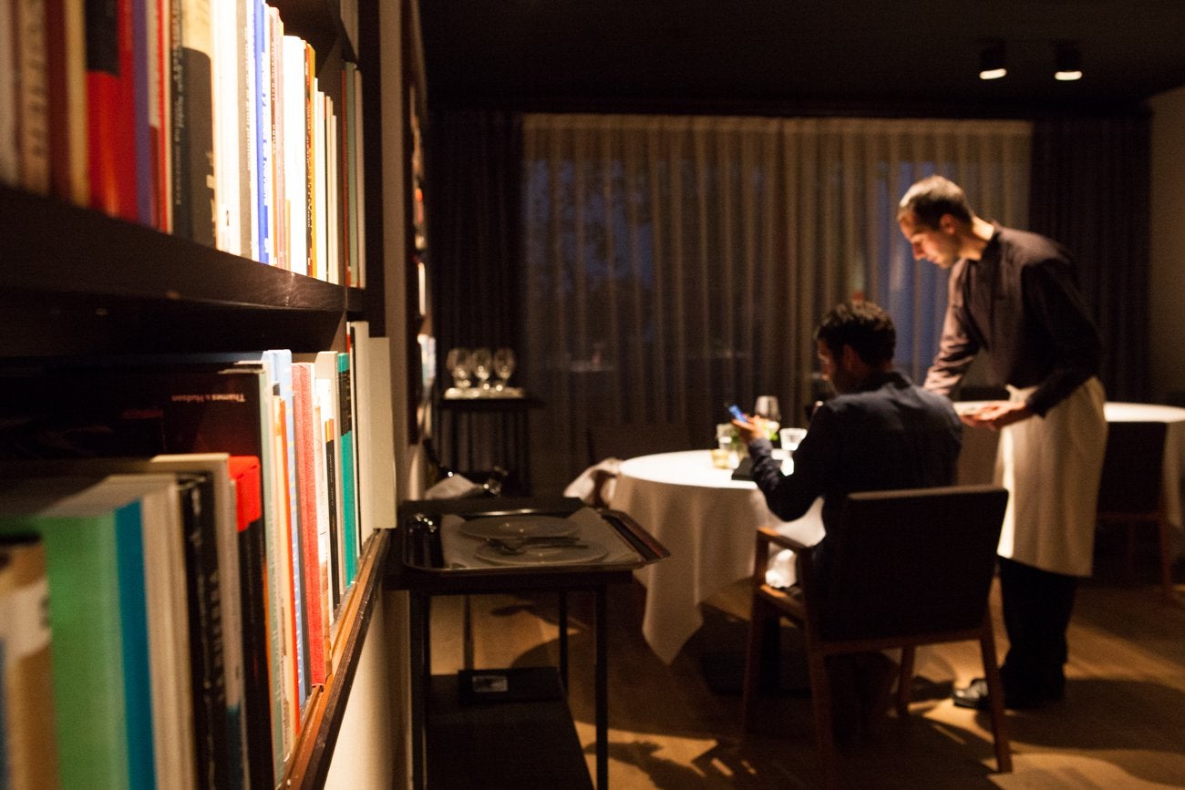 Restaurante 'Alma' (Pamplona) - Salón La Biblioteca Restaurante 'Alma' (Pamplona) - Salón La Biblioteca